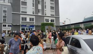 Cháy căn hộ chung cư ở TPHCM, người dân hốt hoảng tháo chạy