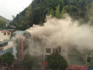 Cháy lớn tại quán Karaoke ở thành phố Sơn La