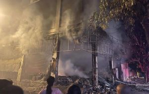 Cháy phòng trà ở Nghệ An, 6 người tử vong trong đêm