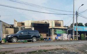 TP.HCM: Cháy lớn xưởng hóa chất tại Bình Chánh, nhiều tài sản bị thiêu rụi