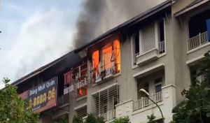 Cháy cửa hàng bán quần áo trẻ sơ sinh ở Hà Nội