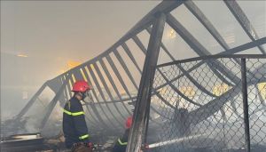 Cháy lớn tại một công ty ở thành phố Bến Cát, Bình Dương