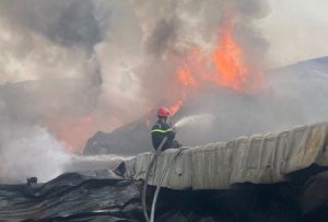 Cháy lớn tại một khu công nghiệp ở Long An