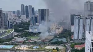 Cháy lớn tại một nhà kho xây dựng không phép ở quận Cầu Giấy